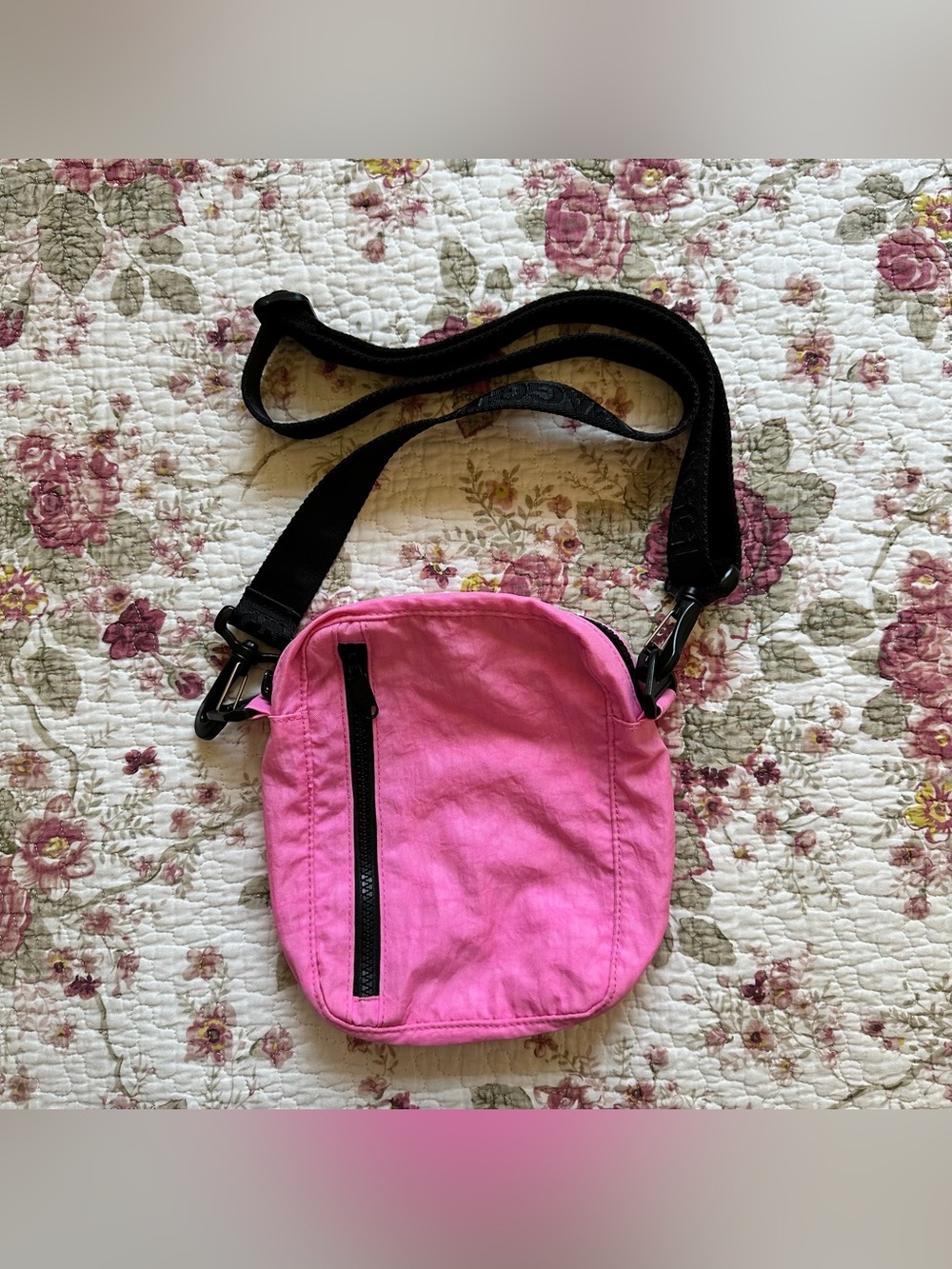 Baggu Bright Pink Sport Crossbody